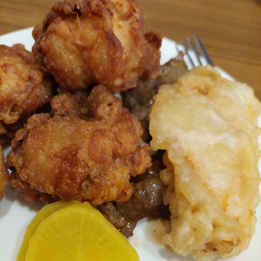 Tempura and crispy fried favourites on the hot buffet at A+ Buffet Sushi & Bar Calgary